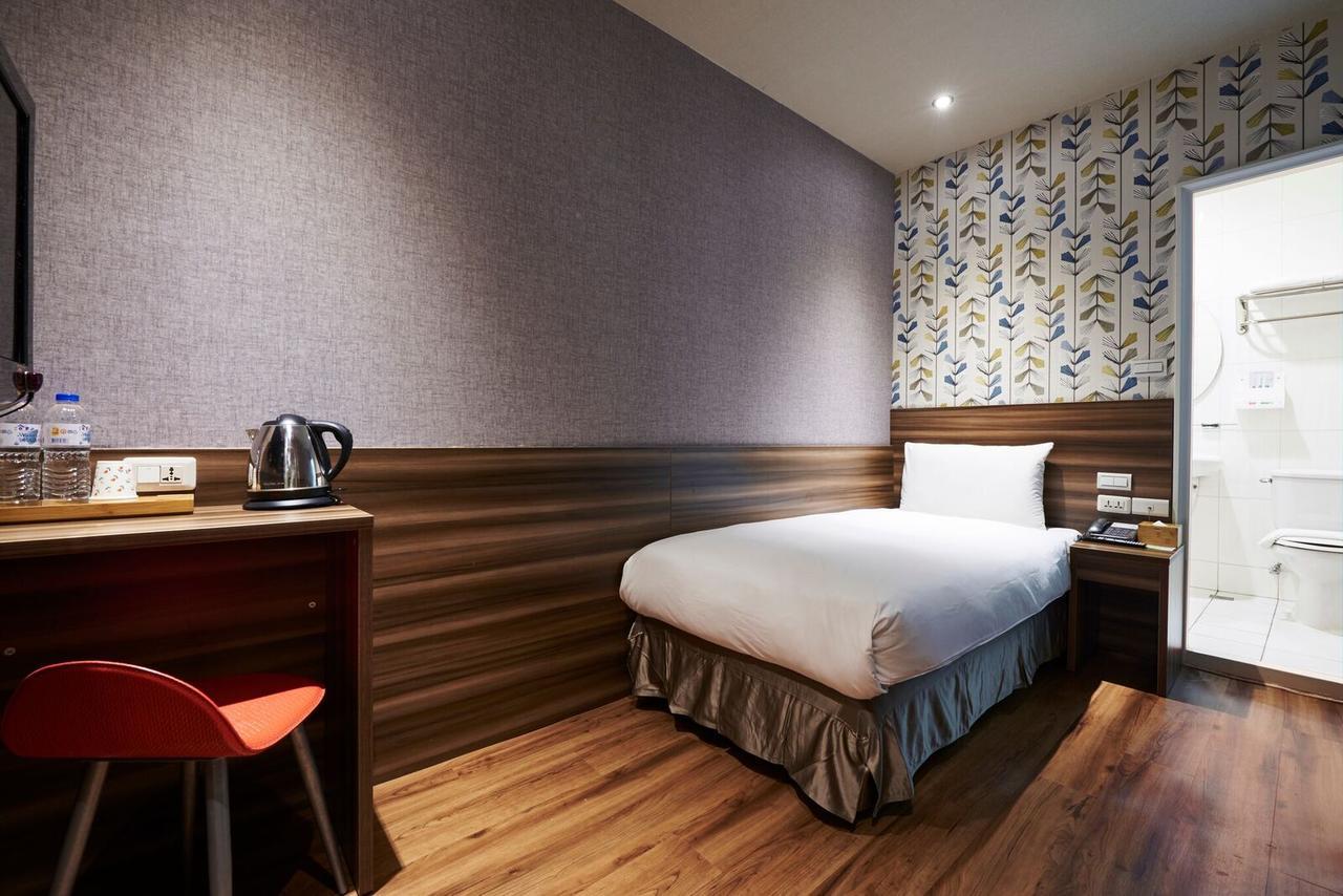 Tomorrow Hotel Тайбэй Экстерьер фото