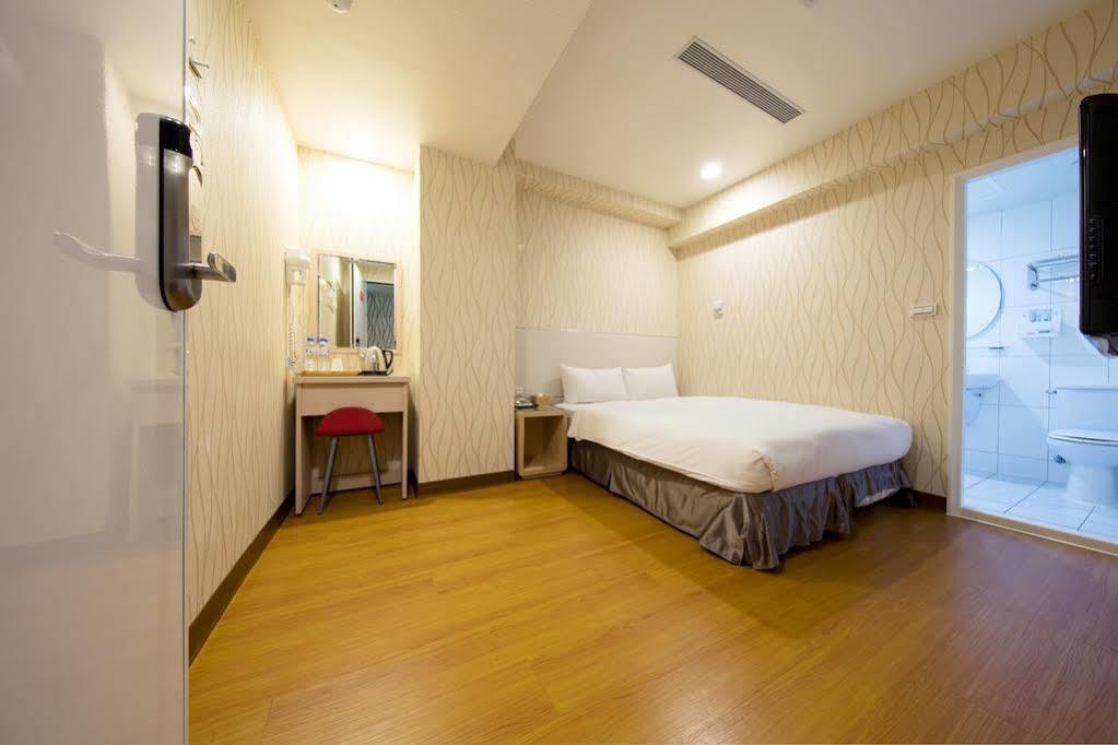 Tomorrow Hotel Тайбэй Экстерьер фото