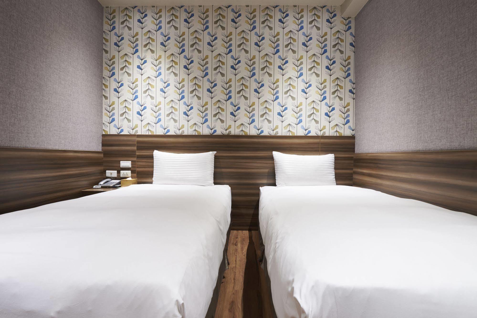 Tomorrow Hotel Тайбэй Экстерьер фото